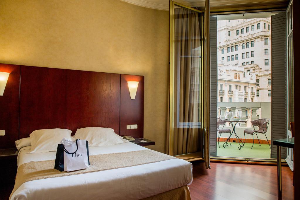 Hotel Arosa Madrid Exterior foto
