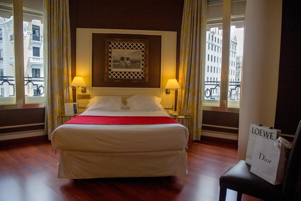 Hotel Arosa Madrid Zimmer foto