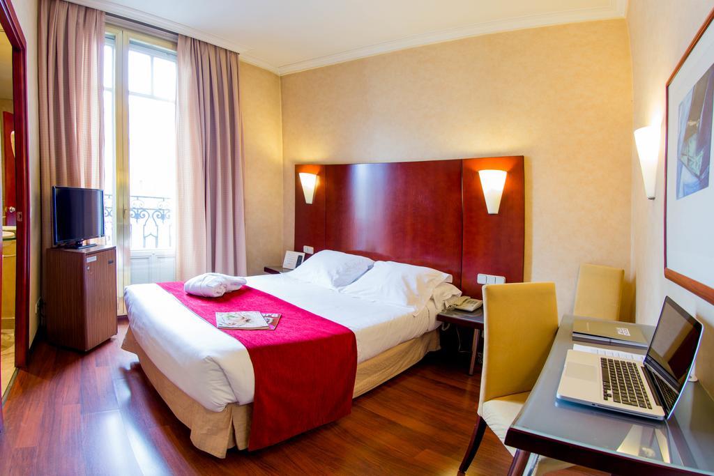 Hotel Arosa Madrid Zimmer foto